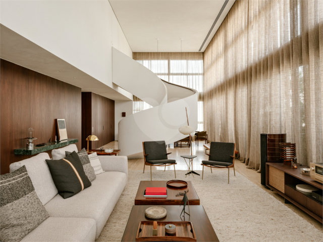Apartamento à venda com 4 suítes em Jardim América, São Paulo, SP