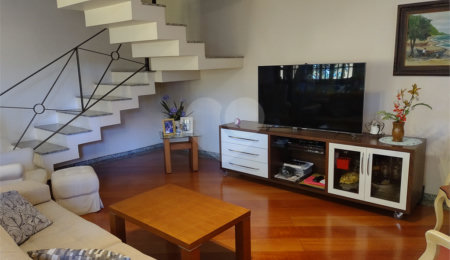 Sobrado à venda com 3 quartos, sendo 1 suíte,  em Vila Mascote, São Paulo, SP