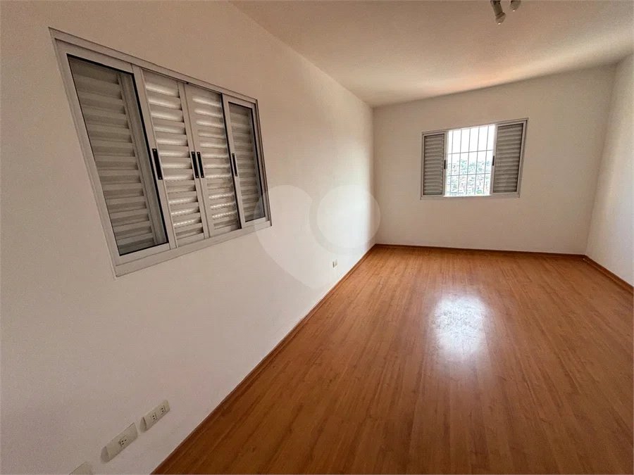 Sobrado à venda ou para alugar com 2 quartos em Vila Nova Cachoeirinha, São Paulo, SP