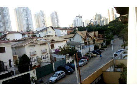 Casa à venda com 3 quartos, sendo 1 suíte, em Vila Suzana, São Paulo, SP