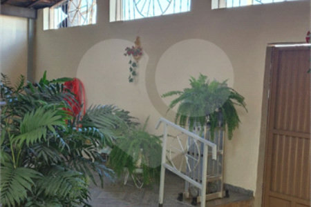 Casa à venda com 2 quartos, sendo 1 suíte, em Dona Edith Campos Fávero, Paulínia, SP