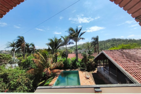 Casa à venda ou para alugar com 3 suítes no condomínio Estância Marambaia, Vinhedo - SP