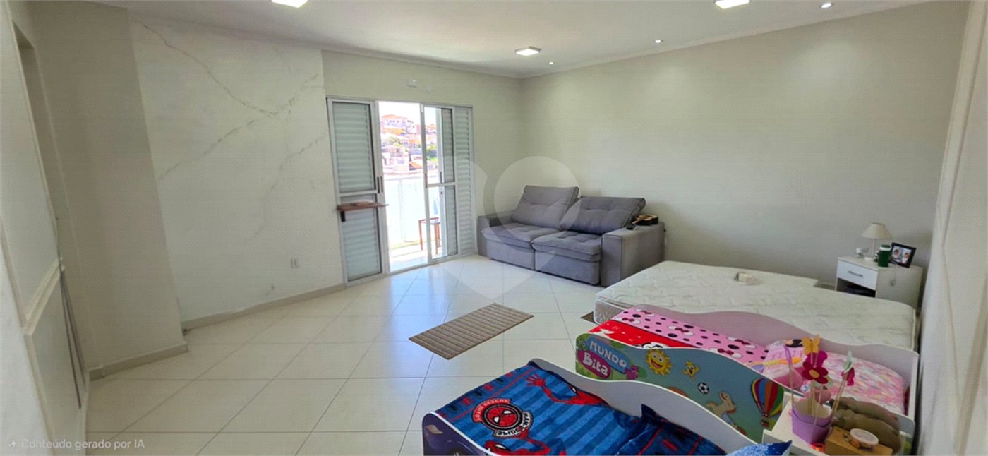 Casa Térrea à venda ou para alugar com 8 quartos, sendo 4 suítes, em Vila Pereira Barreto, São Paulo, SP
