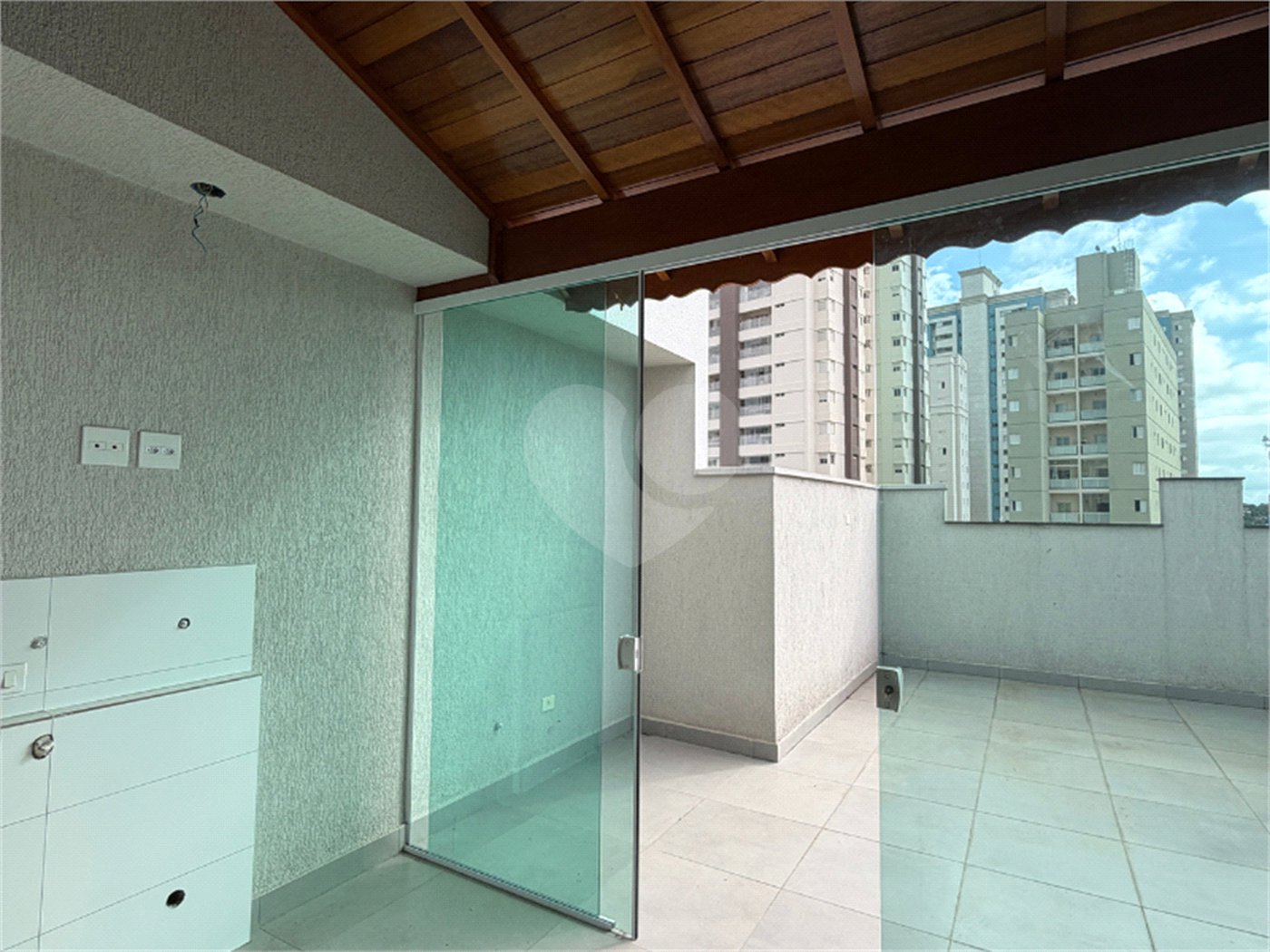 Duplex à venda ou para alugar com 2 quartos em Vila Valparaíso, Santo André, SP