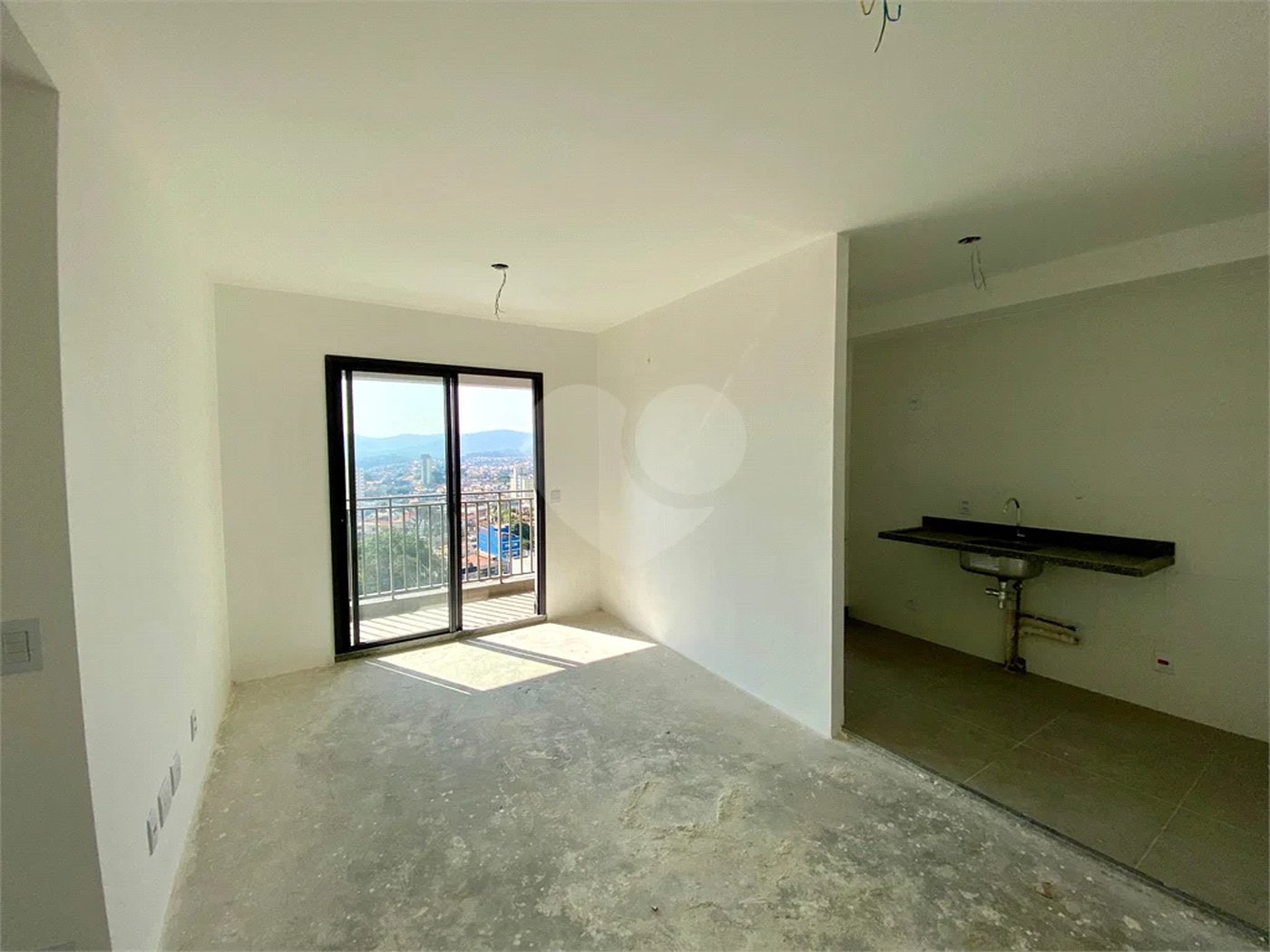Apartamento à venda com 2 quartos, sendo 1 suíte, em Vila Rosália, Guarulhos, SP
