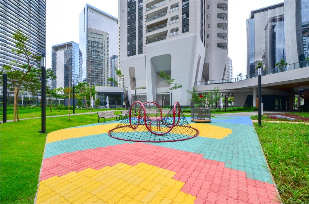 Apartamento à venda com 4 quartos, sendo 2 suítes, em Chácara Santo Antônio (zona Sul), São Paulo, SP
