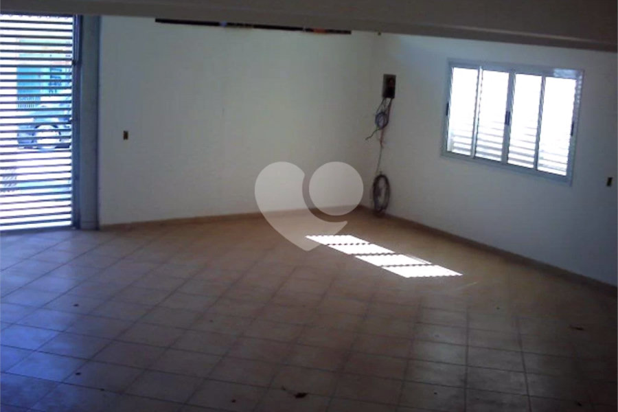Sobrado à venda com 3 quartos, sendo 1 suíte, em Tremembé, São Paulo, SP