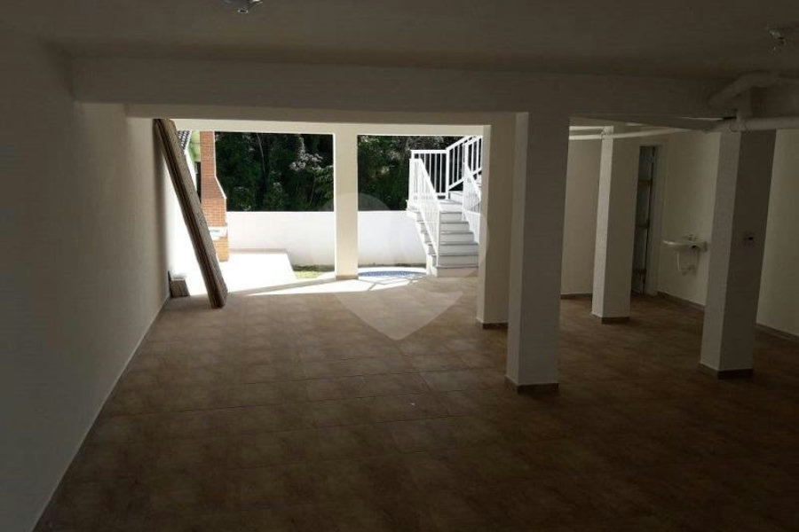 Sobrado à venda com 3 quartos, sendo 1 suíte, em Villa Verde, Franco da Rocha, SP