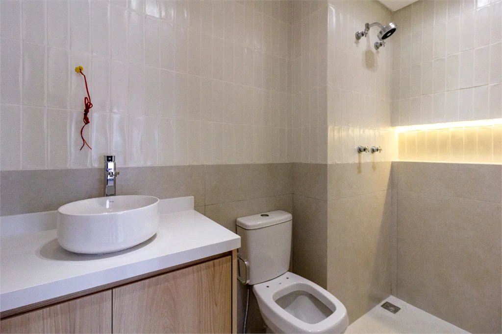 Apartamento à venda com 3 quartos, sendo 2 suítes, em Brooklin Paulista, São Paulo, SP