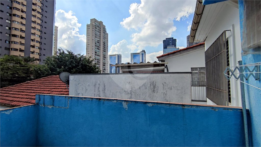 Sobrado à venda com 3 quartos, sendo 1 suíte,  em Chácara Santo Antônio, São Paulo, SP