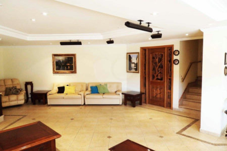 Casa à venda com 5 suítes em Jardim Leonor, São Paulo, SP