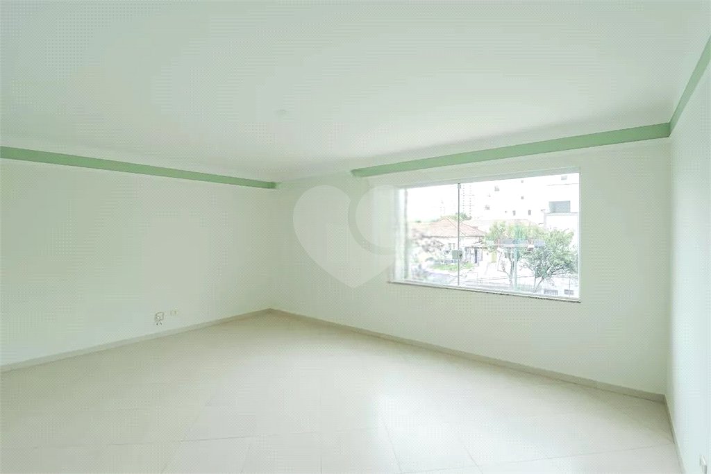 Sobrado à venda com 4 quartos, sendo 3 suítes, em Tucuruvi, São Paulo, SP