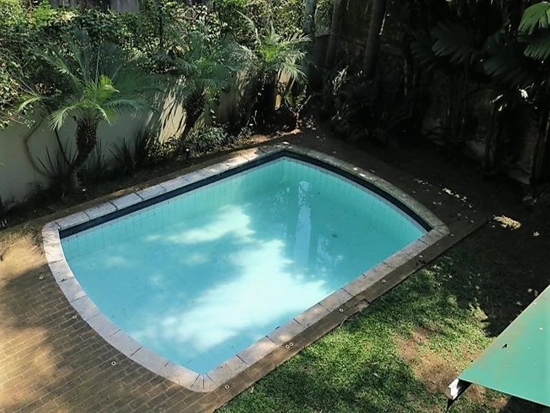 Casa à venda com 4 quartos, sendo 2 suítes, em Jardim Morumbi, São Paulo, SP