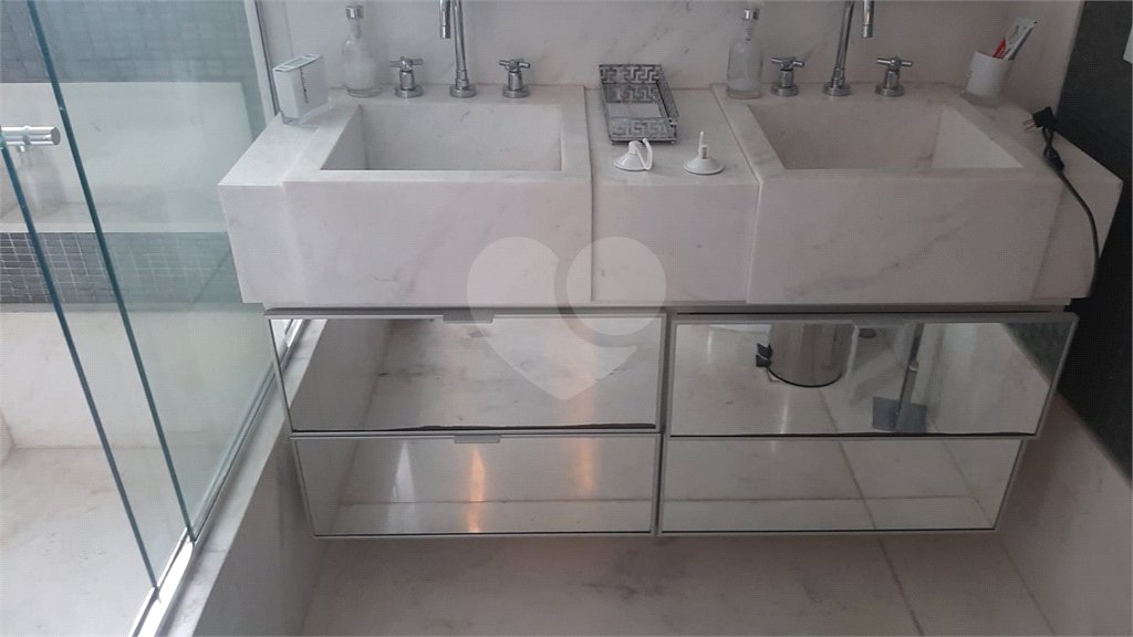 Apartamento à venda com 3 suítes em Santana, São Paulo, SP