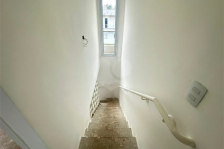 Casa à venda com 2 quartos no condomínio Vila das Paineiras, Suzano - SP