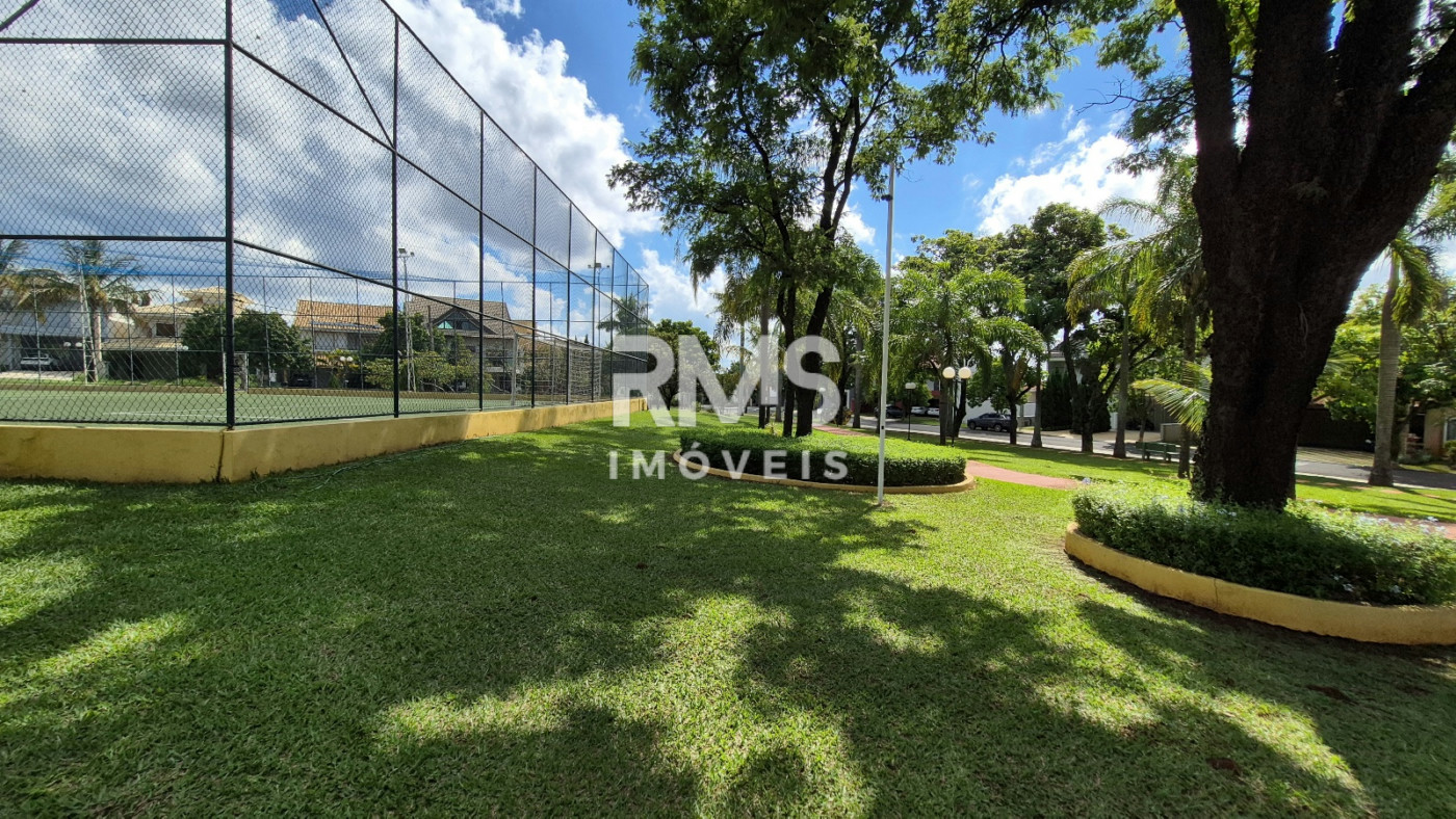 Casa à venda com 3 suítes no condomínio Granja Olga II, Sorocaba - SP