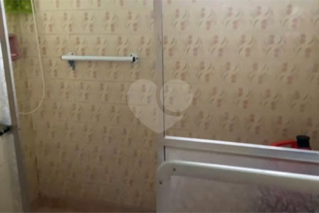 Casa à venda com 3 quartos, sendo 1 suíte,  no Centro, Salto, SP