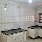 Sobrado para alugar com 4 quartos, sendo 3 suítes, em Vila Nivi, São Paulo, SP