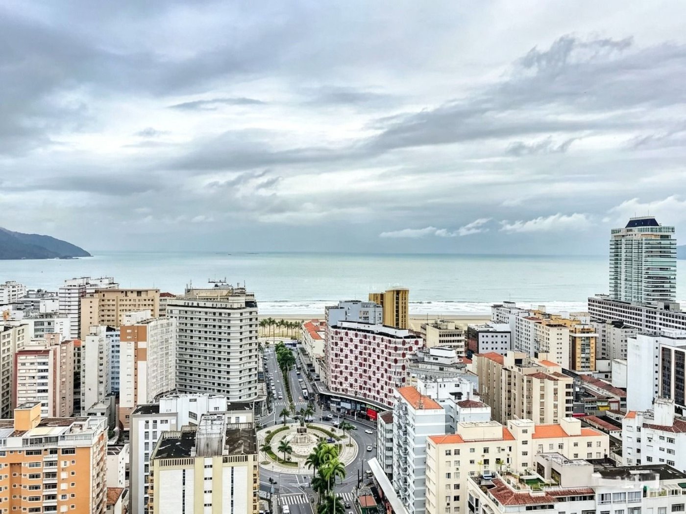 Cobertura com 2 dormitórios à venda, 183 m² por R$ 2.215.000,00 - Gonzaga - Santos/SP