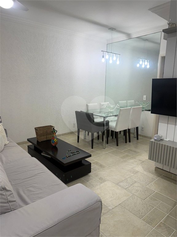 Casa à venda com 3 quartos, sendo 1 suíte, no condomínio Villas de São Francisco, São Paulo - SP