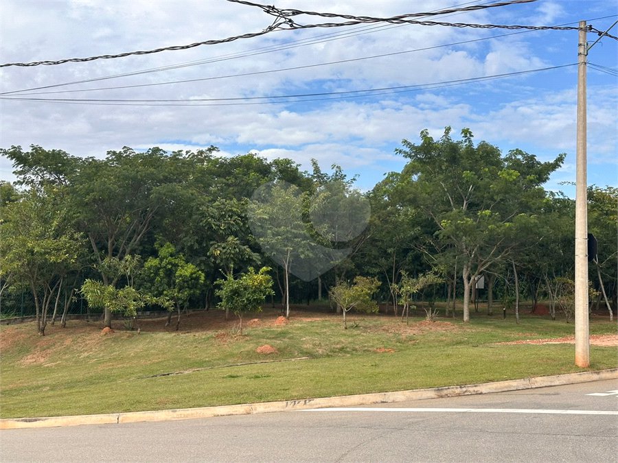 Casa à venda com 3 quartos, sendo 1 suíte, no condomínio Residencial Villagio Wanel, Sorocaba - SP