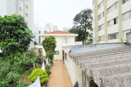 Casa à venda com 4 quartos em Vila Olímpia, São Paulo, SP