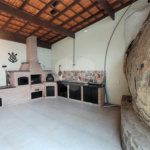 Casa à venda com 4 quartos, sendo 1 suíte, no condomínio Parque Suiça, Caieiras - SP