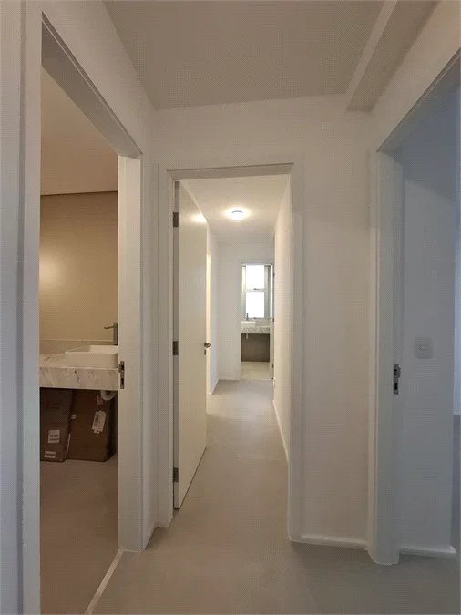 Apartamento à venda com 3 quartos, sendo 1 suíte, em Vila Andrade, São Paulo, SP