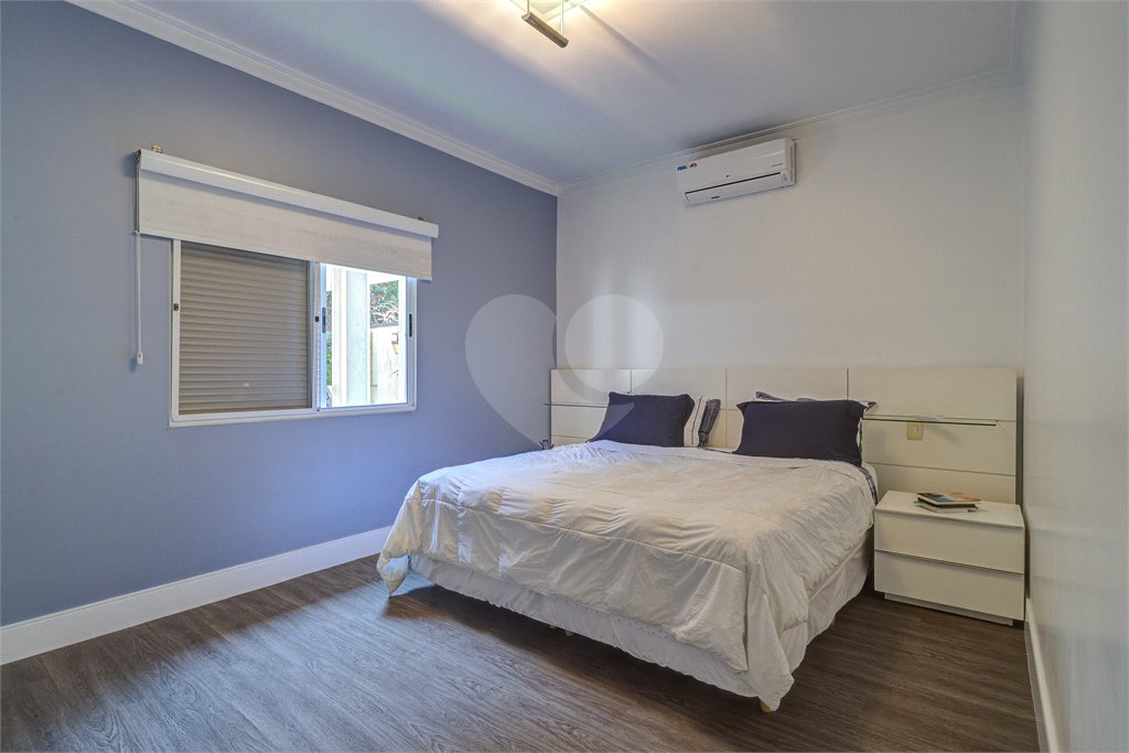 Casa à venda com 5 quartos, sendo 3 suítes, em Chácara Monte Alegre, São Paulo, SP
