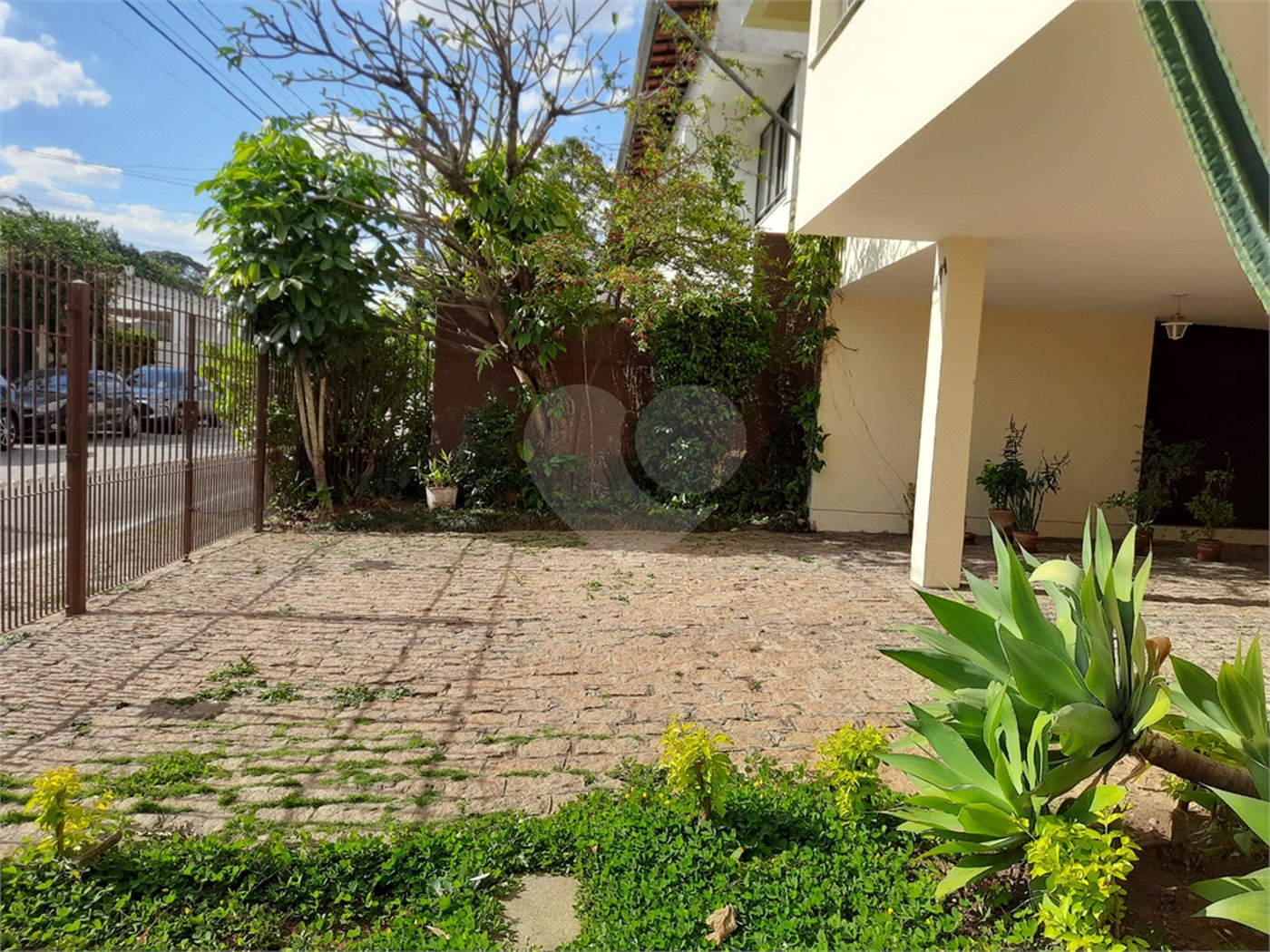 Casa à venda com 4 quartos, sendo 1 suíte,  em Parque Continental, São Paulo, SP