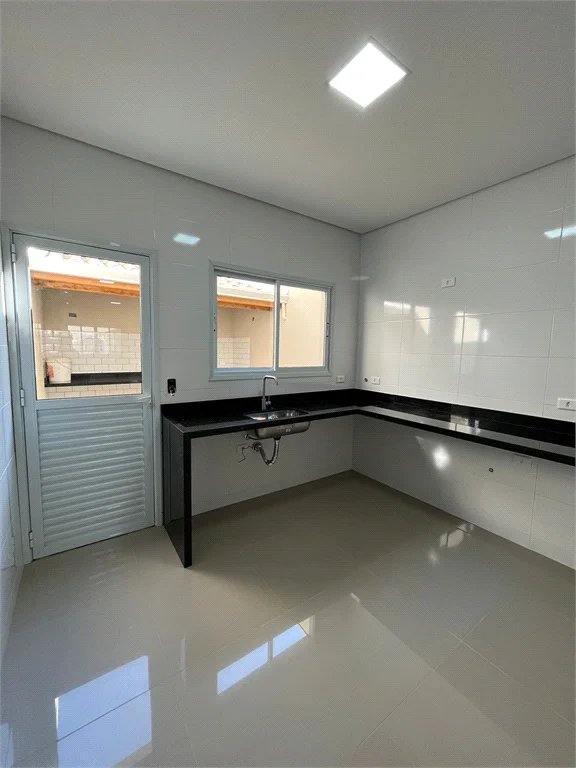 Sobrado à venda com 3 quartos, sendo 1 suíte, em Jardim Catanduva, São Paulo, SP