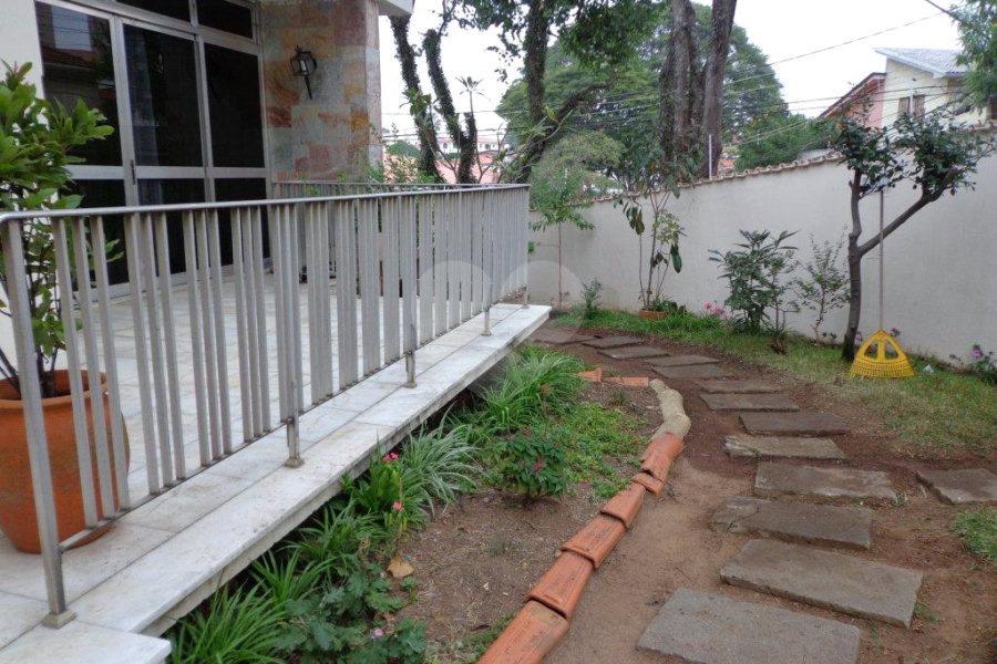 Casa à venda com 4 quartos, sendo 2 suítes,  em Butantã, São Paulo, SP