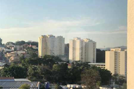 Apartamento à venda com 3 quartos, sendo 1 suíte, em Jardim Belaura, São Paulo, SP