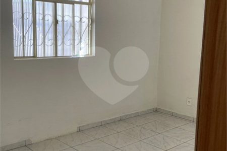 Casa à venda com 6 quartos, sendo 2 suítes, em Novo Eldorado, Contagem, MG