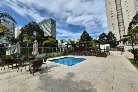 Apartamento à venda com 4 quartos, sendo 2 suítes,  em Jardim Vazani, São Paulo, SP