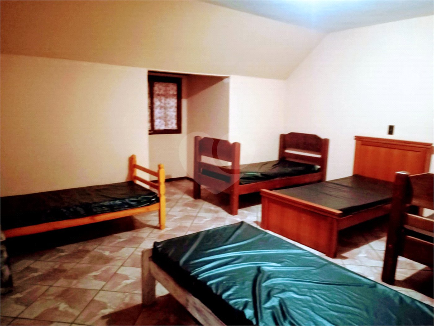 Casa à venda ou para alugar com 9 quartos, sendo 5 suítes, no condomínio Residencial Rio Verde, Araçoiaba da Serra - SP