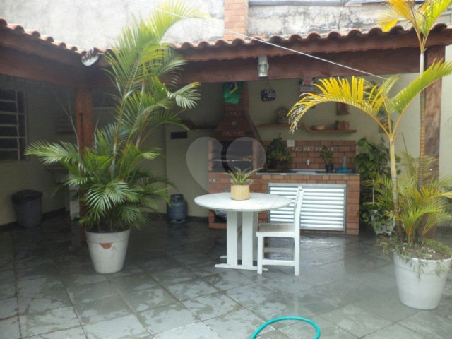 Sobrado à venda com 3 quartos, sendo 1 suíte,  em Campo Belo, São Paulo, SP