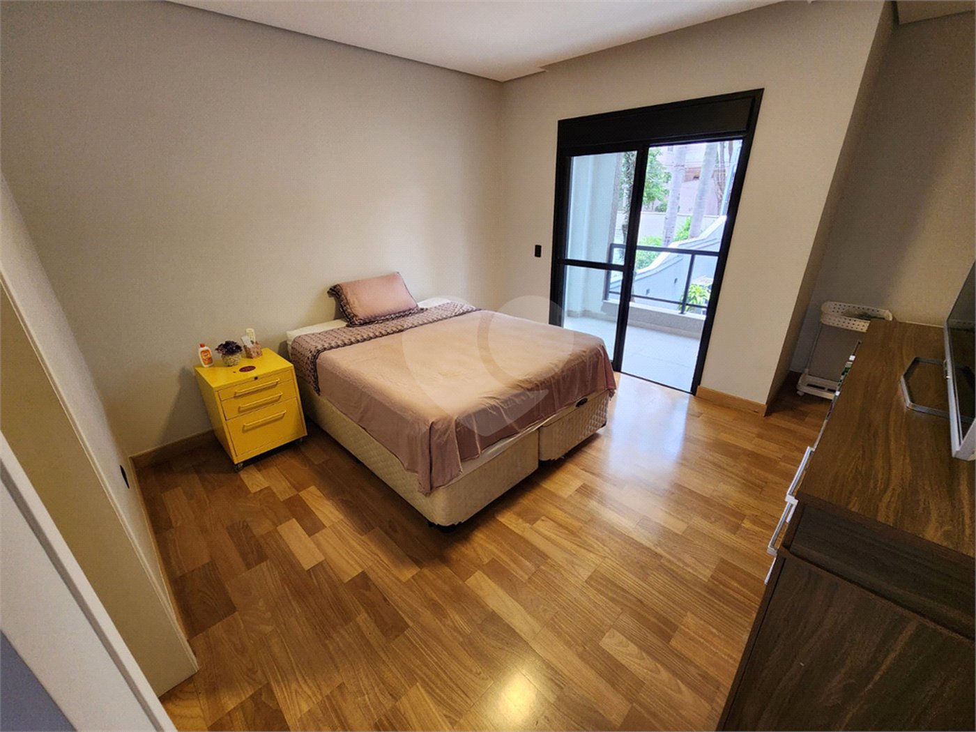 Casa à venda com 4 suítes em Jardim Prudência, São Paulo, SP