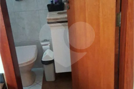 Sobrado à venda com 3 suítes em Vila Gustavo, São Paulo, SP
