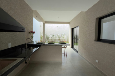 Casa à venda com 3 suítes no condomínio Celina Residencial, Atibaia - SP