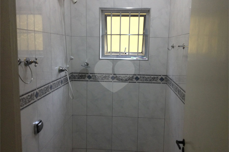 Sobrado à venda com 3 quartos, sendo 1 suíte, em Jardim Santa Clara, Guarulhos, SP
