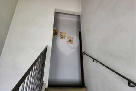 Sobrado à venda com 3 quartos, sendo 1 suíte, em Jardim Floridiana (vila Xavier), Araraquara, SP