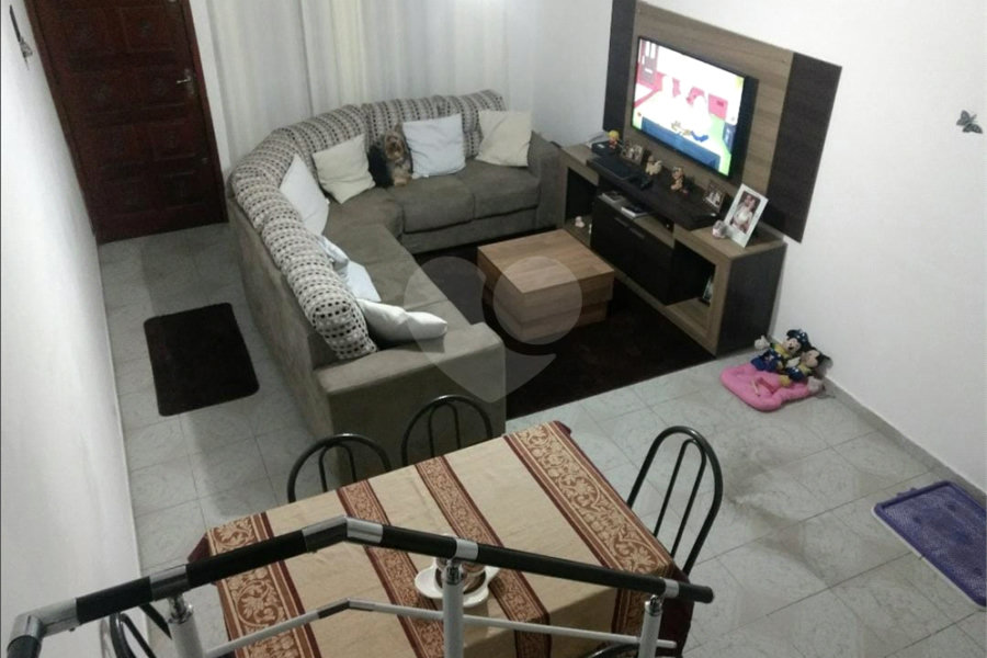 Sobrado à venda com 2 quartos em Tremembé, São Paulo, SP
