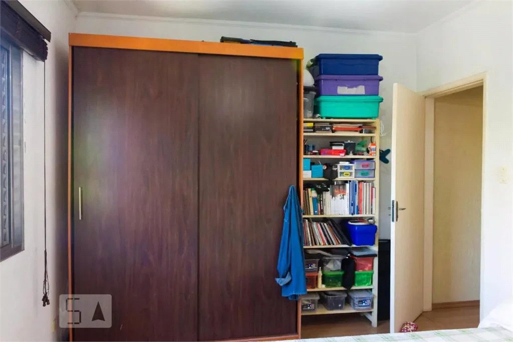 Casa à venda com 3 quartos, sendo 1 suíte, em Vila Universitária, São Paulo, SP