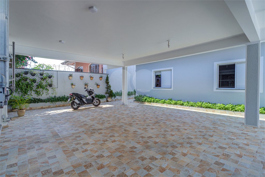 Casa à venda com 5 quartos, sendo 3 suítes, em Chácara Monte Alegre, São Paulo, SP