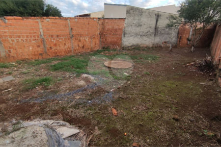 Casa à venda com 4 quartos em Jardim Maricota, Itapetininga, SP