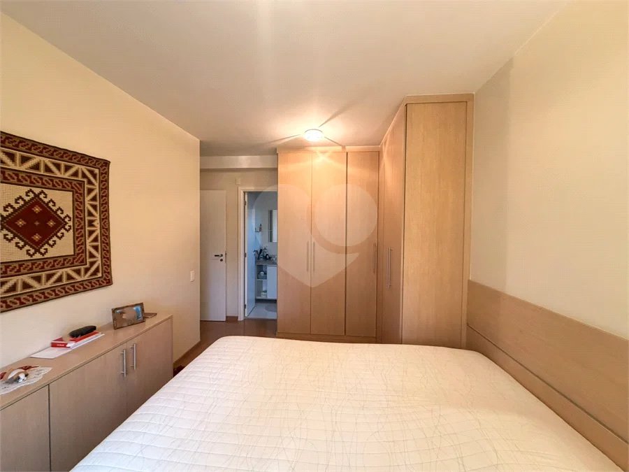 Apartamento à venda com 3 suítes em Jardim Marajoara, São Paulo, SP