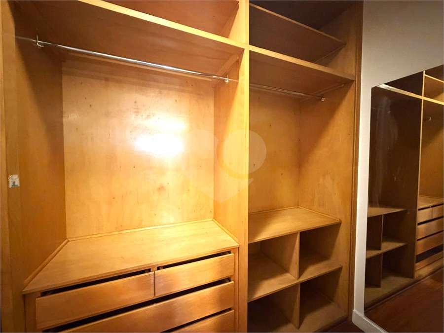 Apartamento à venda com 3 suítes em Vila Suzana, São Paulo, SP
