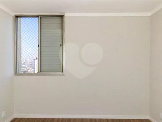 Apartamento à venda com 3 quartos, sendo 1 suíte,  em Parque Novo Mundo, São Paulo, SP