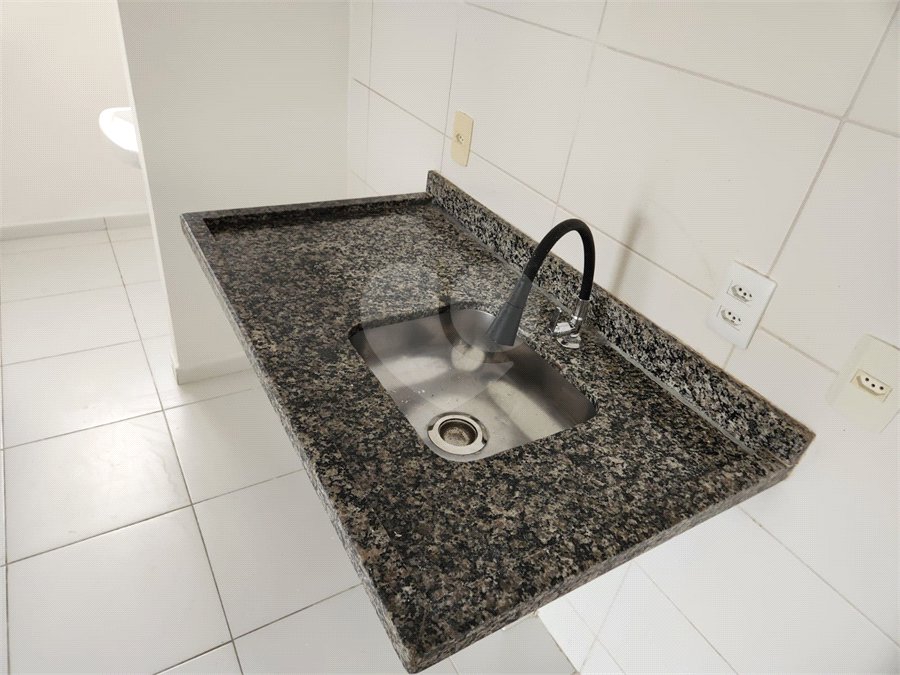 Apartamento para alugar com 2 quartos, sendo 1 suíte, em Villa DI Cesar, Mogi das Cruzes, SP